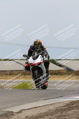 media/May-26-2025-Lets Ride (Mon) [[3bf1de1d65]]/B Group/1220pm (Wheelie Bump)/